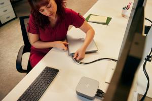 Bus Slim v2 Smart Card USB Keyboard - Qwerty Int'l